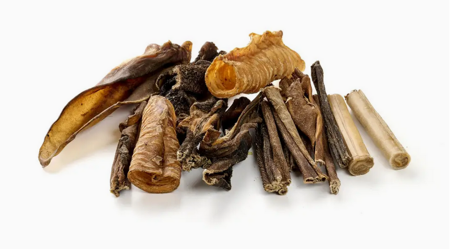 Mélange de friandises de bœuf : cuir chevelu, oreille & panse (250g)